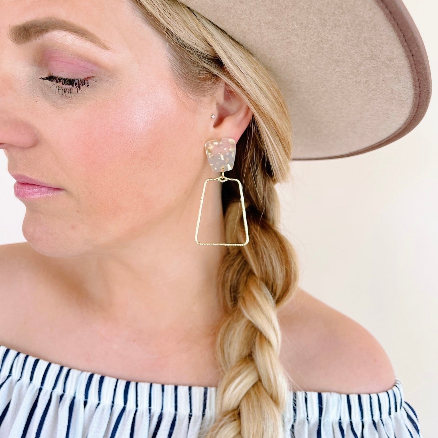 Kaelyn - Gold Confetti - Earrings - LINNY CO WholesaleAcetate