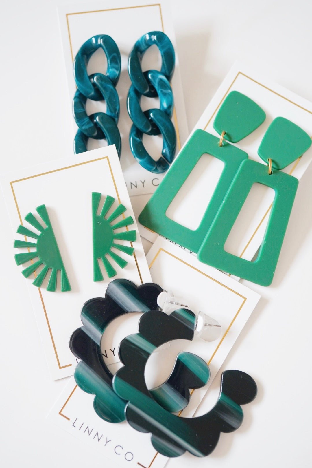 Margo Scallop Hoop Earrings - Dark Green - LINNY CO WholesaleAcetate