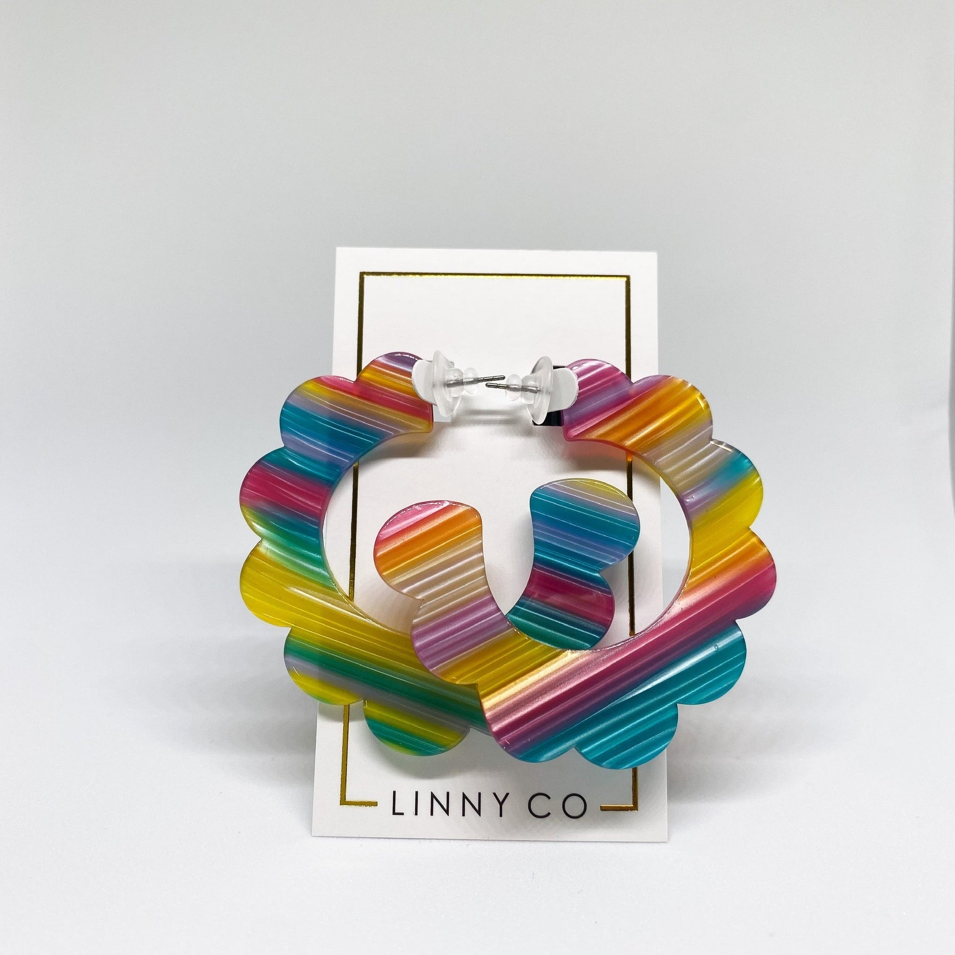 Margo Scallop Hoop Earrings - Fiesta - LINNY CO WholesaleAcetate