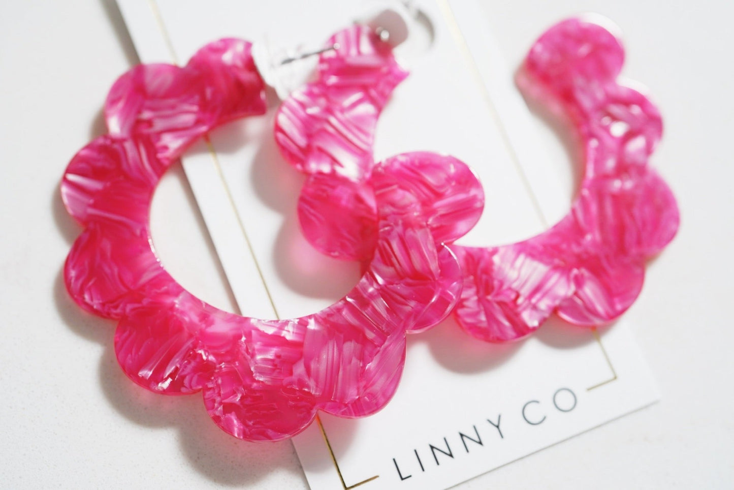 Margo Scallop Hoop Earrings - Pearlized Pink - LINNY CO WholesaleAcetate